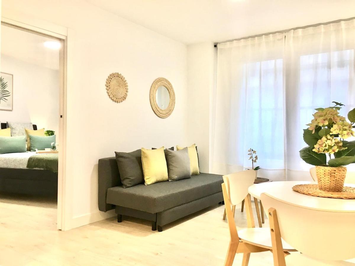 Castro Holidays - Apartamentos Centricos Con Garaje Gratis Кастро-Урдиалес Екстериор снимка