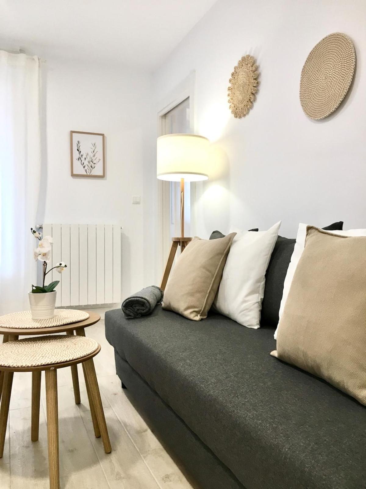Castro Holidays - Apartamentos Centricos Con Garaje Gratis Кастро-Урдиалес Екстериор снимка