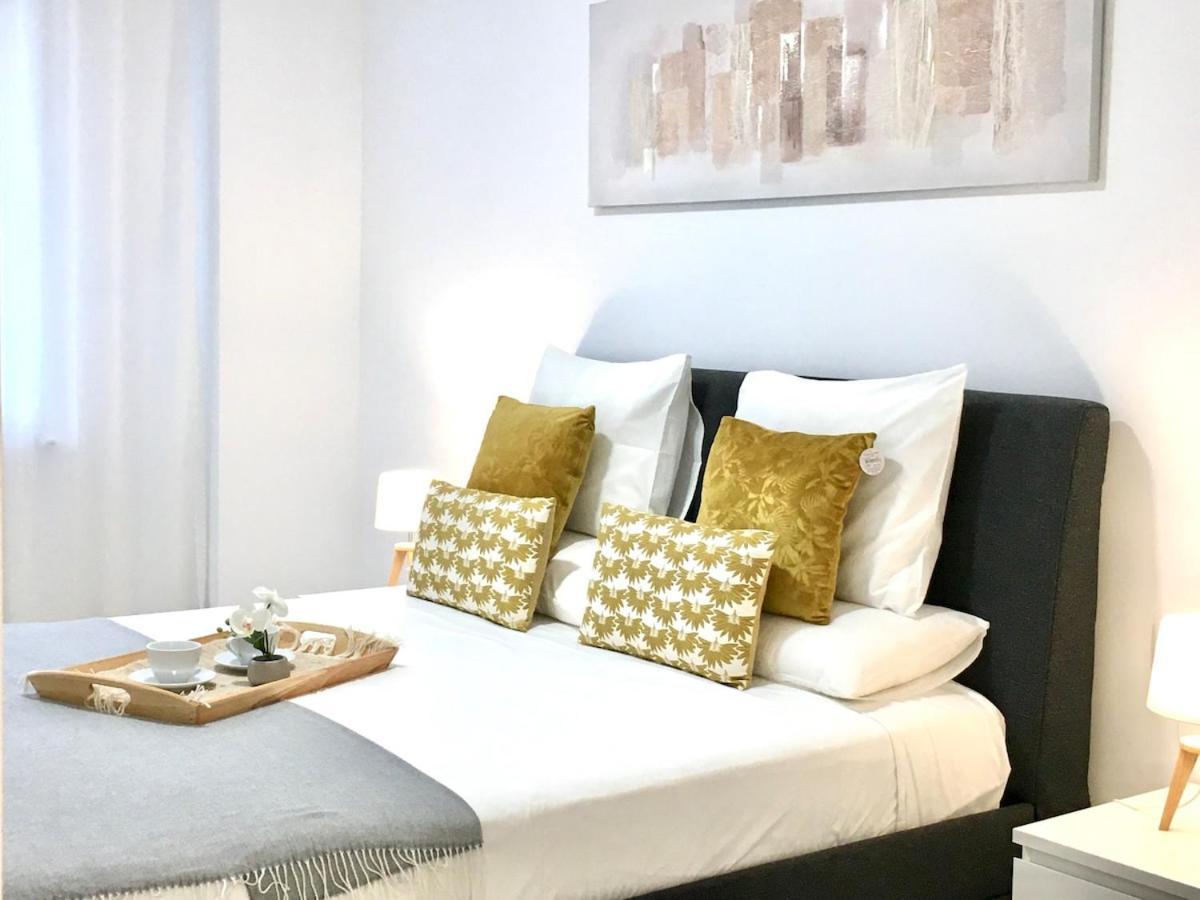 Castro Holidays - Apartamentos Centricos Con Garaje Gratis Кастро-Урдиалес Екстериор снимка