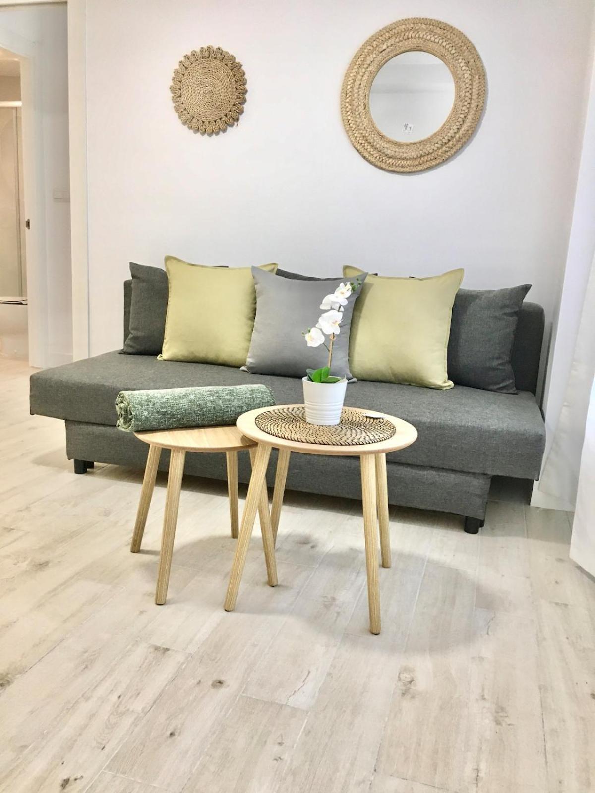 Castro Holidays - Apartamentos Centricos Con Garaje Gratis Кастро-Урдиалес Екстериор снимка
